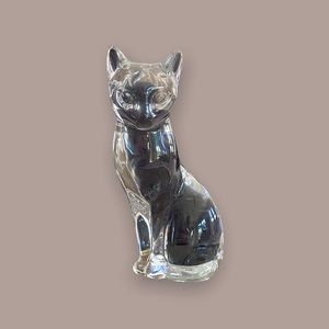 Lenox Cat